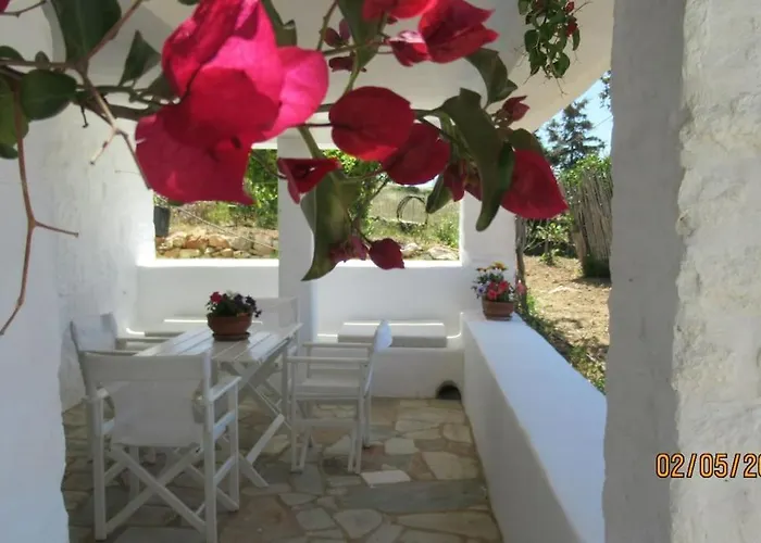 Stone With Amazing View Tatil Evi Angairiá