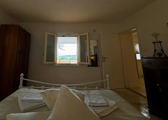 Stone With Amazing View Angairiá